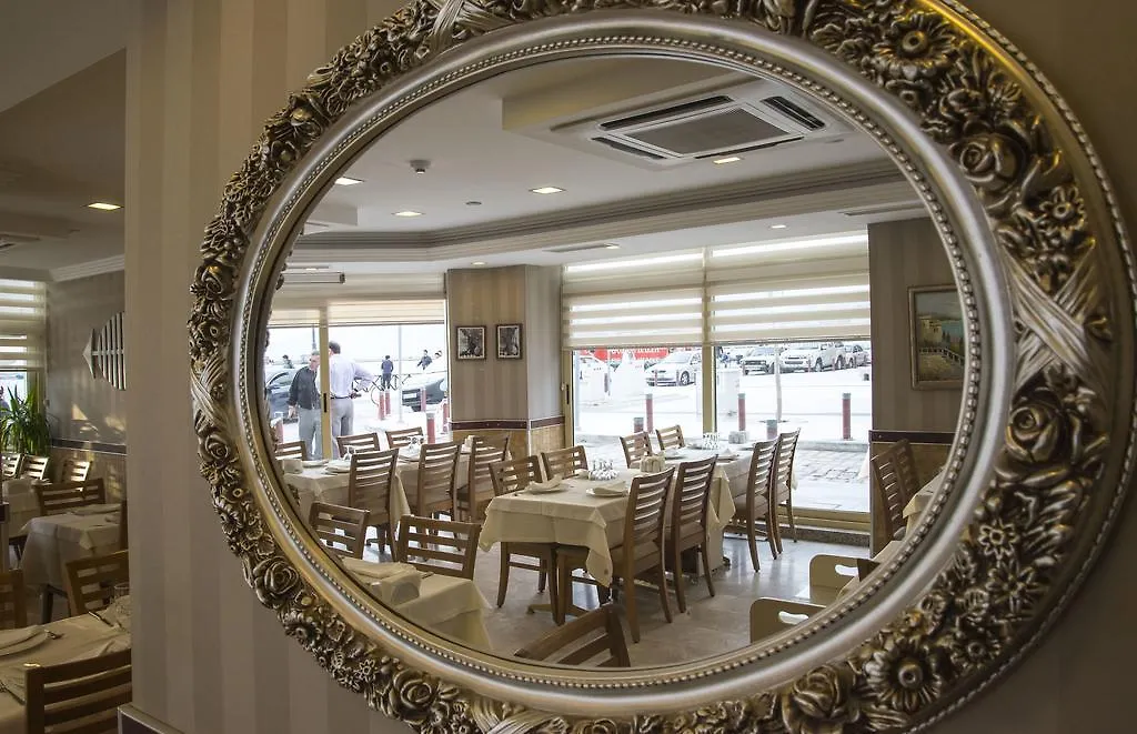 Kilim Hotel Izmir 4*,